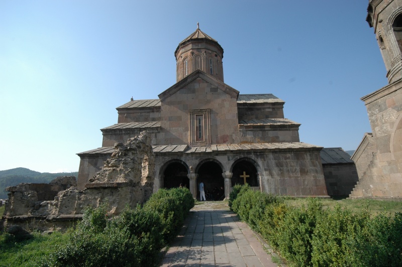 Vaizdas:Gruzija Adzarija Zarzma vienuolynas.jpg